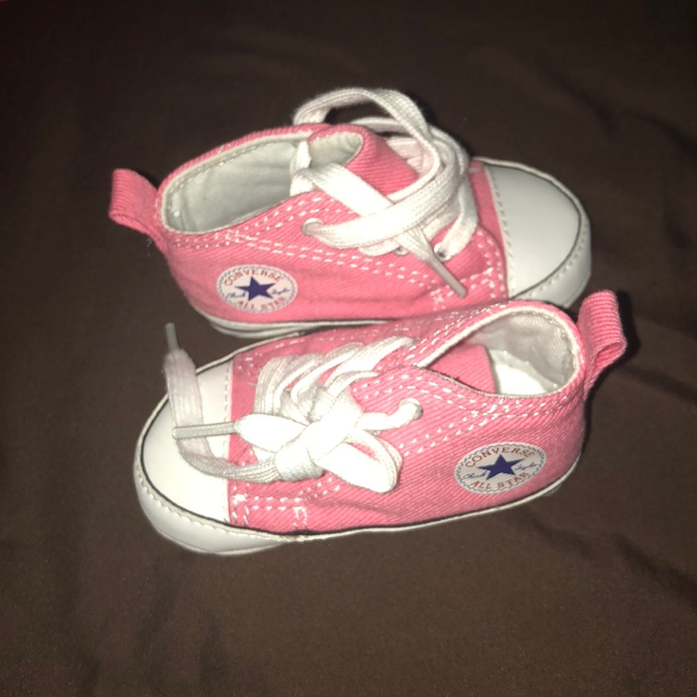 Newborn Converse
